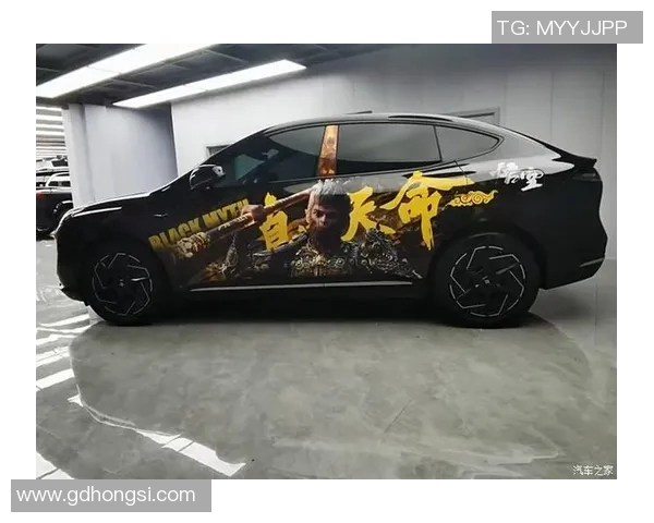 C罗汽车贴纸热潮来袭足球明星粉丝必备的个性化装饰选择